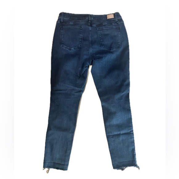 Judy Blue Mid-Rise Black Denim Destroyed Slim Fit Jeans 13/31 - Picture 6 of 8